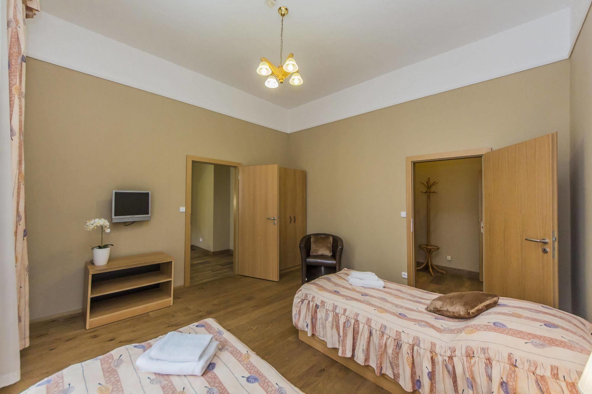 Aparthotel Lublanka Prague Exterior photo